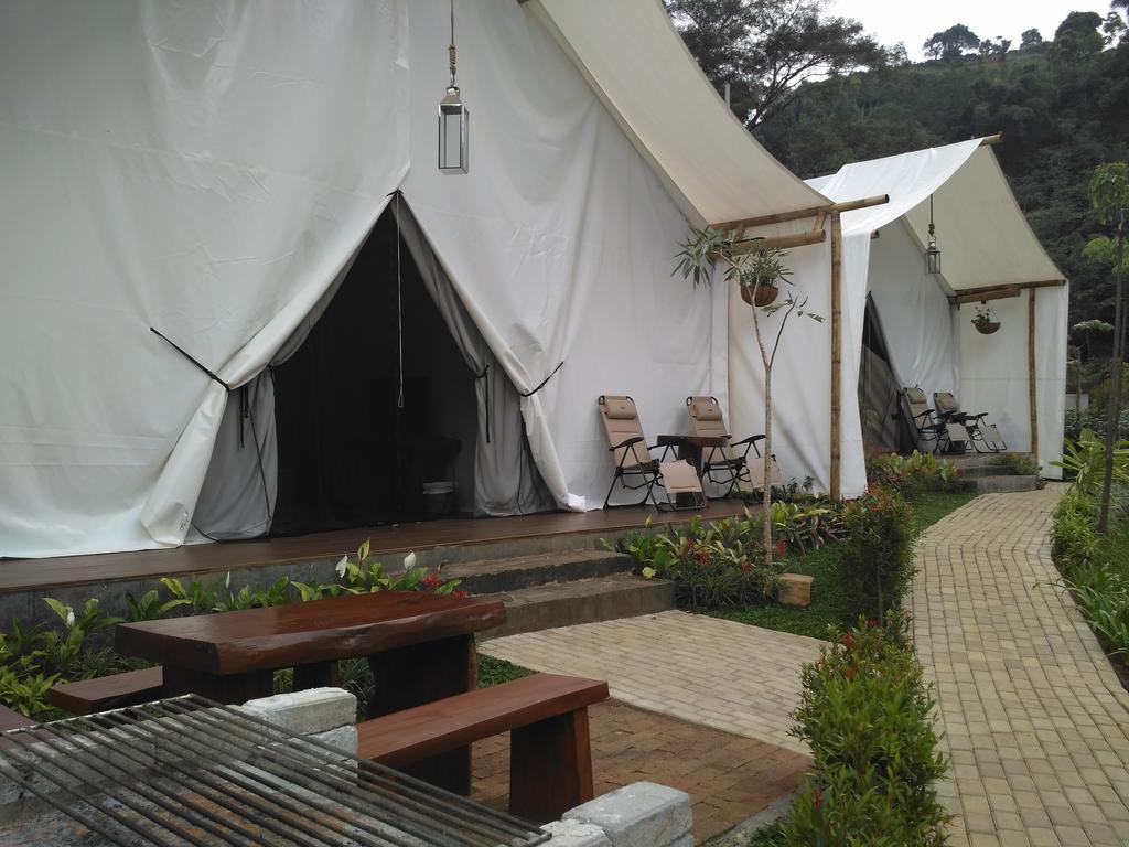 Maribaya Glamping Tent Bandung Ngoại thất bức ảnh